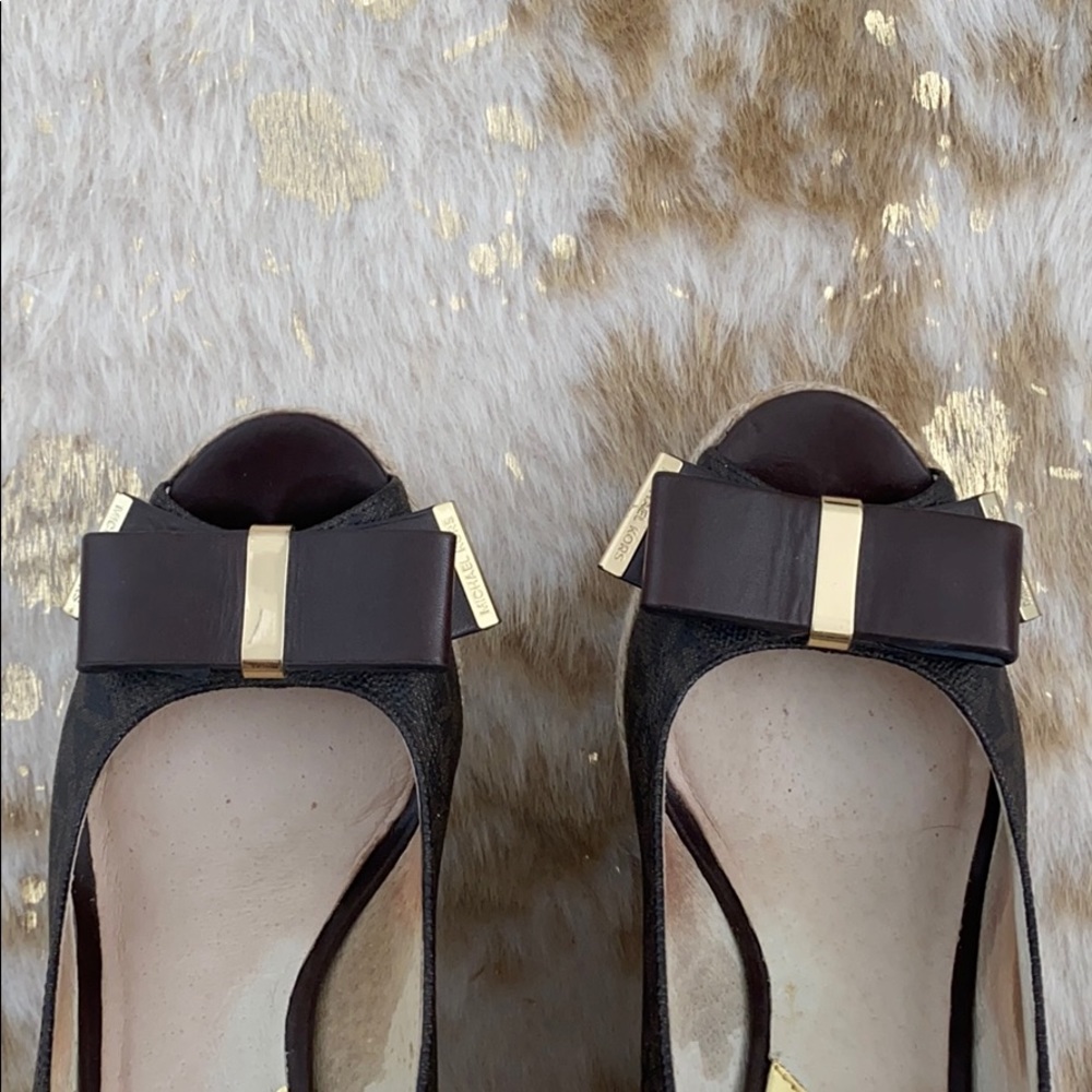 Mk Signature Print Wedges - image 4